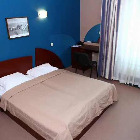 Time Out-sandanski Hotel