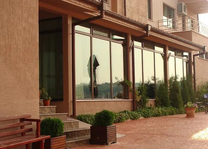 Hotel Time Out-sandanski 3*